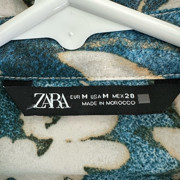 ZARA Blouse WITH LAMINATION AND PRINT SIZE M BLUE/Golden Floral Hawaiian - Picture 4 of 4